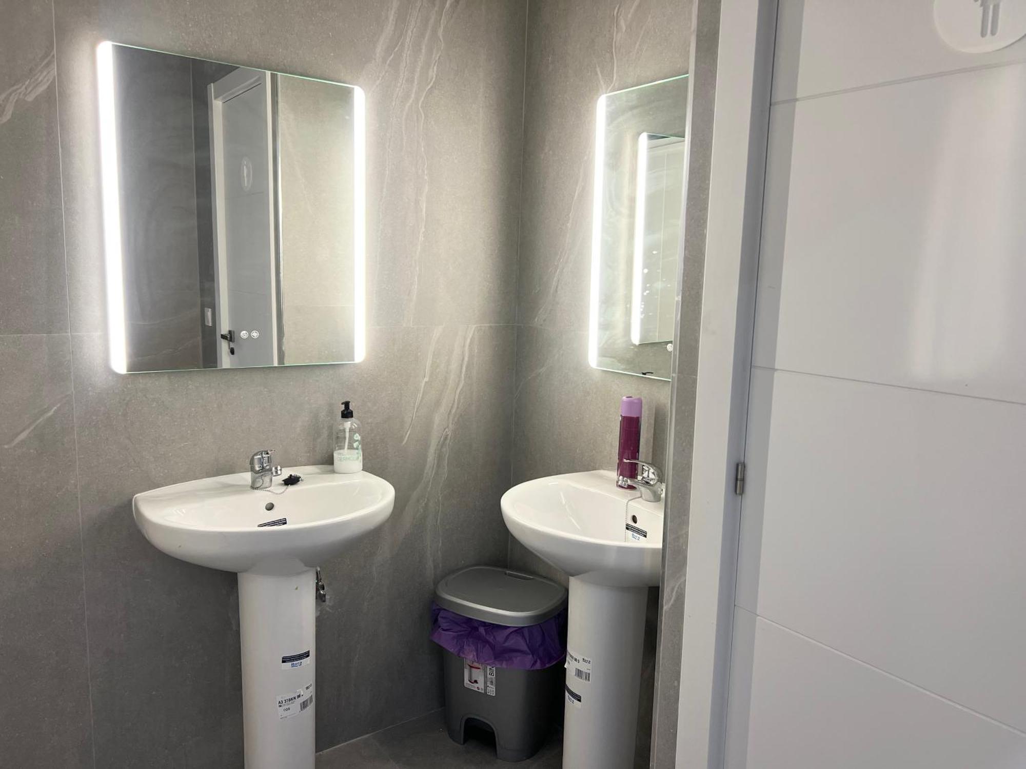 Hostel Space Capsule Madrid Ngoại thất bức ảnh