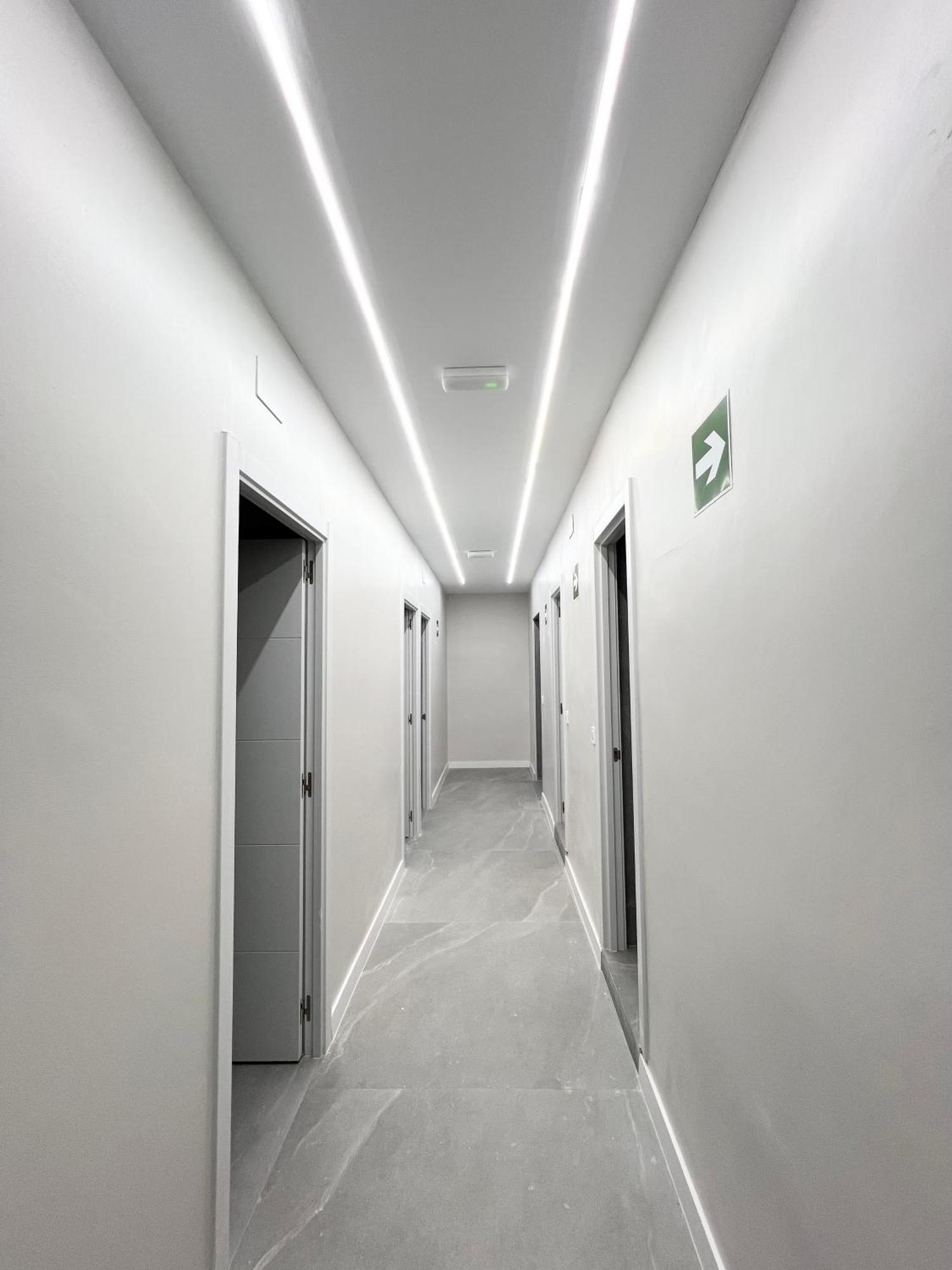 Hostel Space Capsule Madrid Ngoại thất bức ảnh