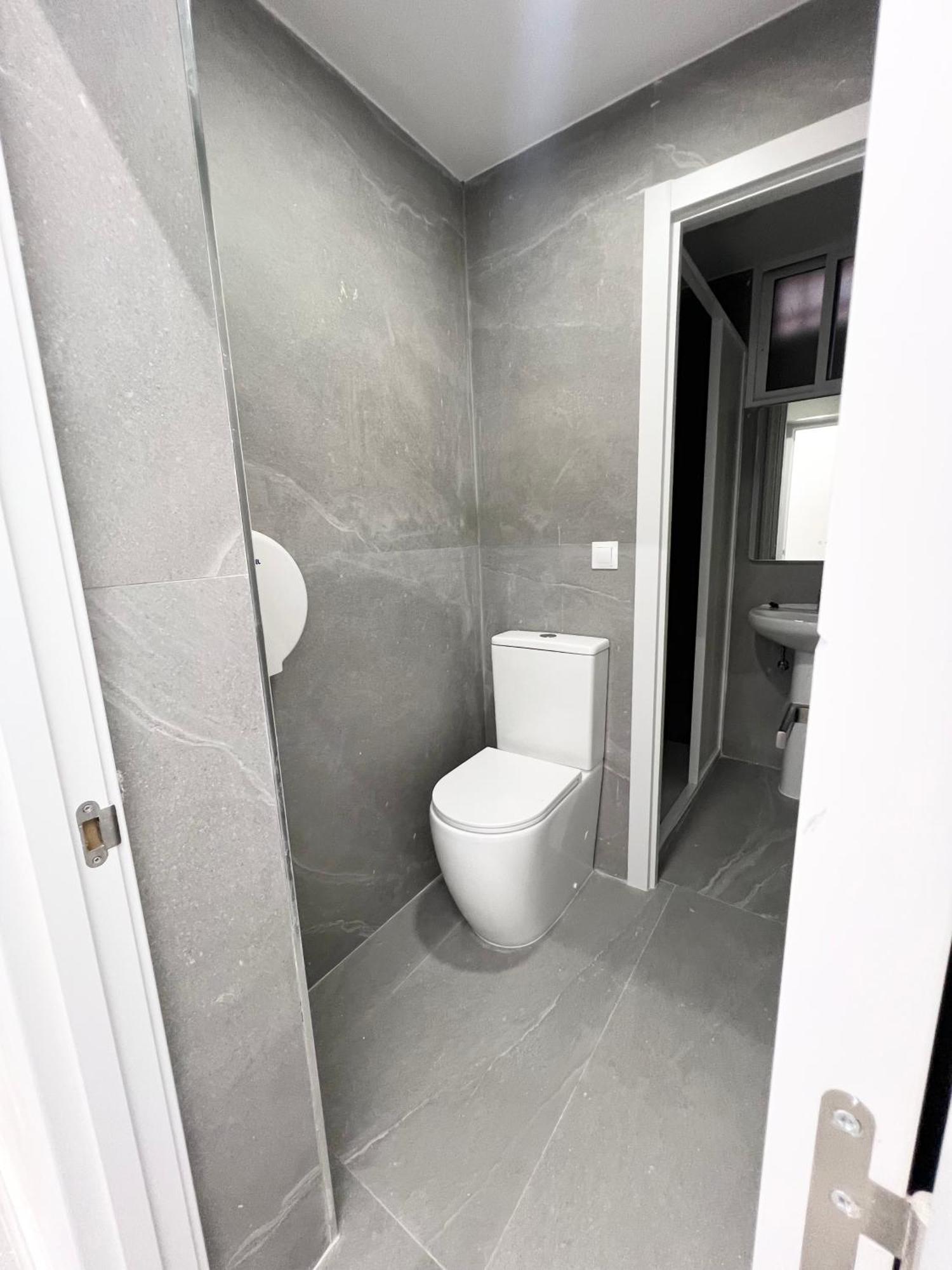 Hostel Space Capsule Madrid Ngoại thất bức ảnh